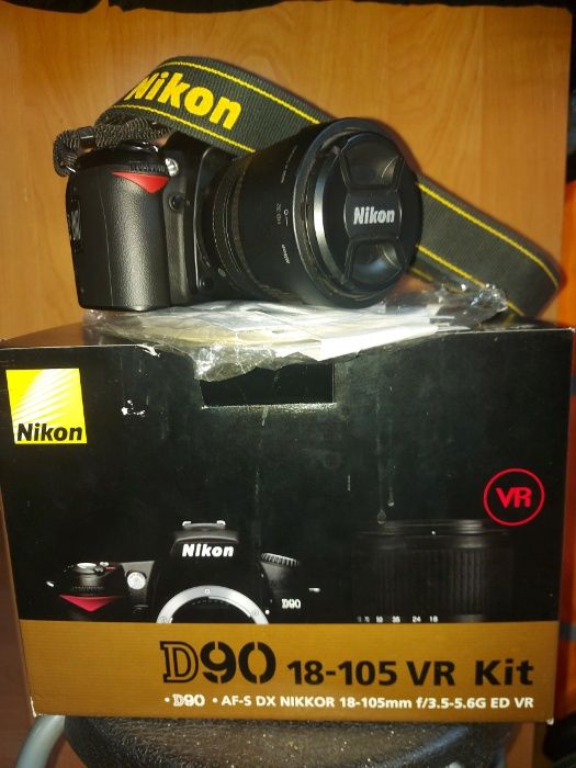 Nikon D90 obiektyw Nikor Dx AF-S 18-105mm1:35-5oGED Vr