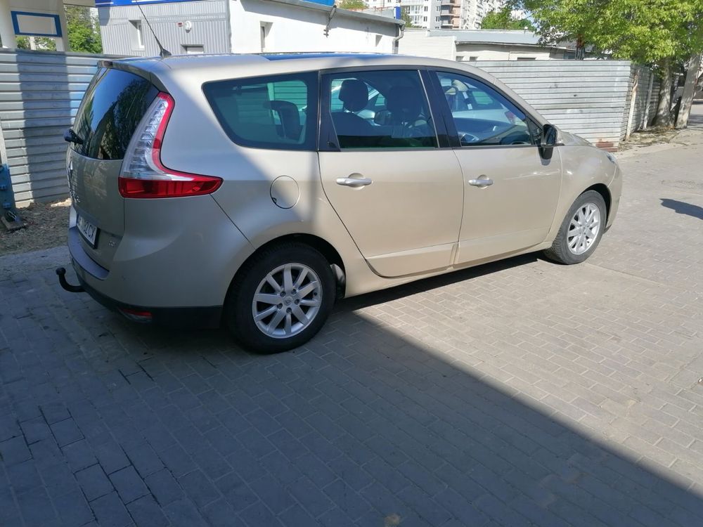 Renault Scenic 2010