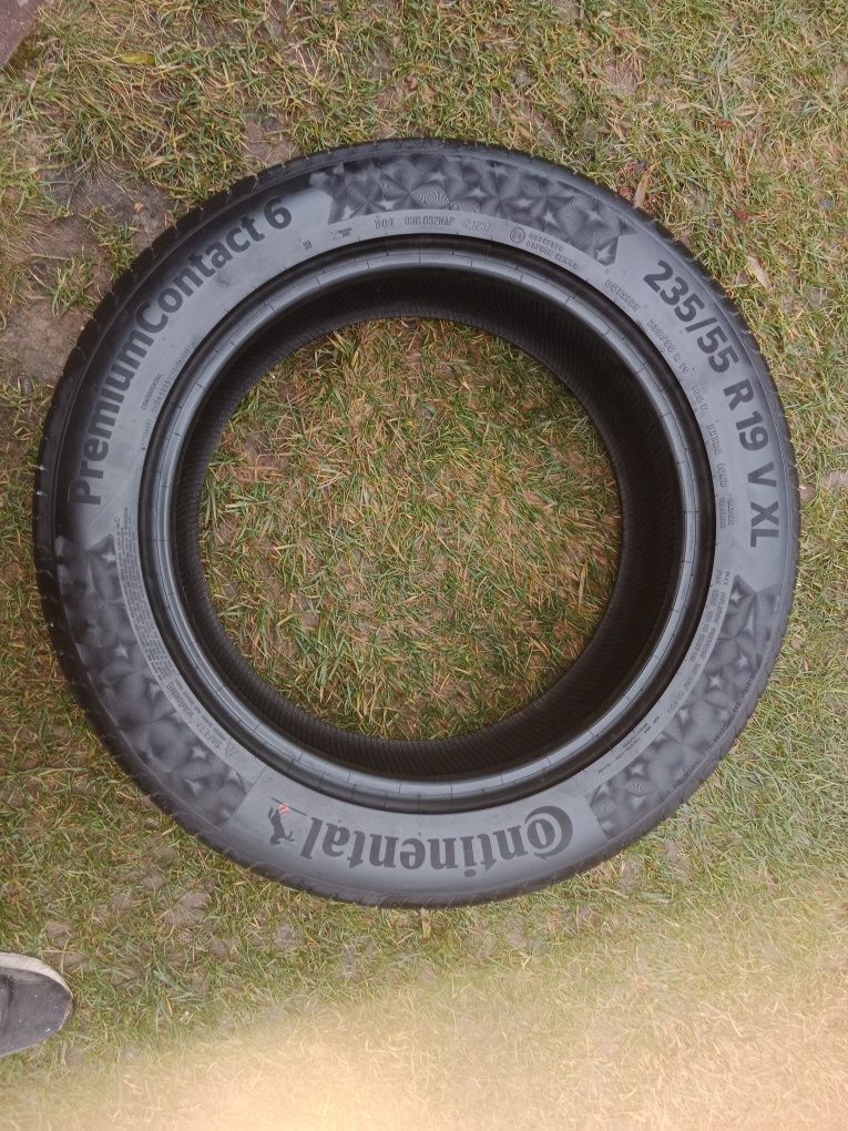. Continental contact6  235 55r19