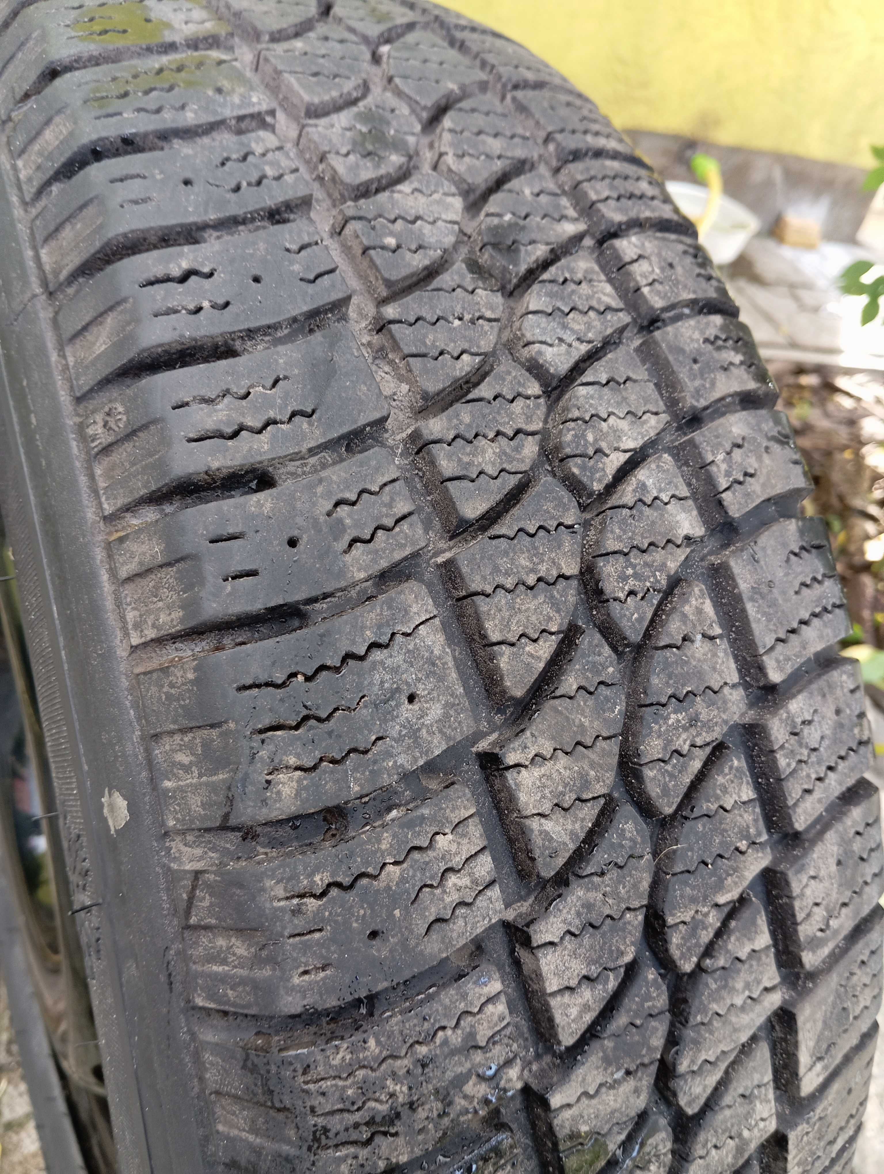 Колеса з дисками на WV t5 фірми kormoran 215/65 R16c