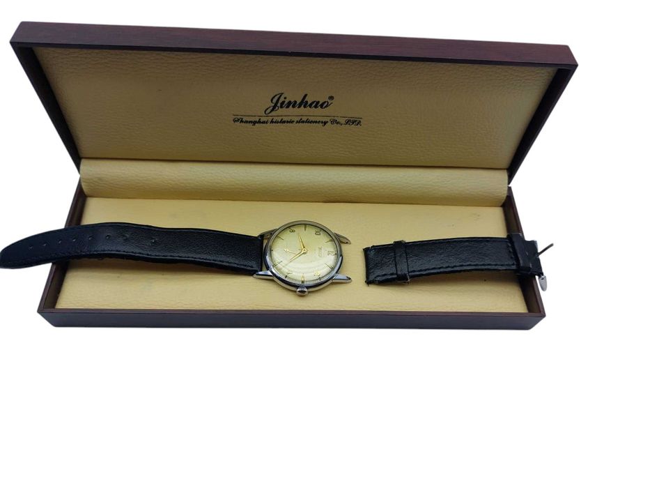 Zegarek  TISSOT 50041-9  1950r  nakręcany