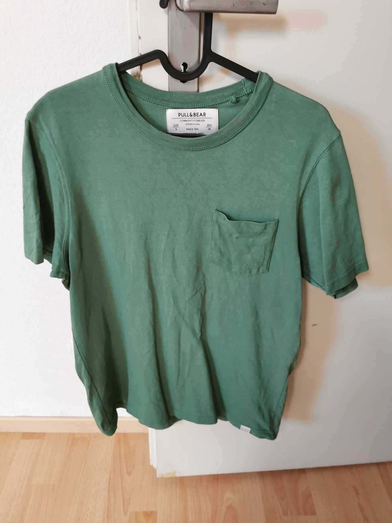 Zielona męska koszulka Pull&Bear S z kieszonka nowa bez metki