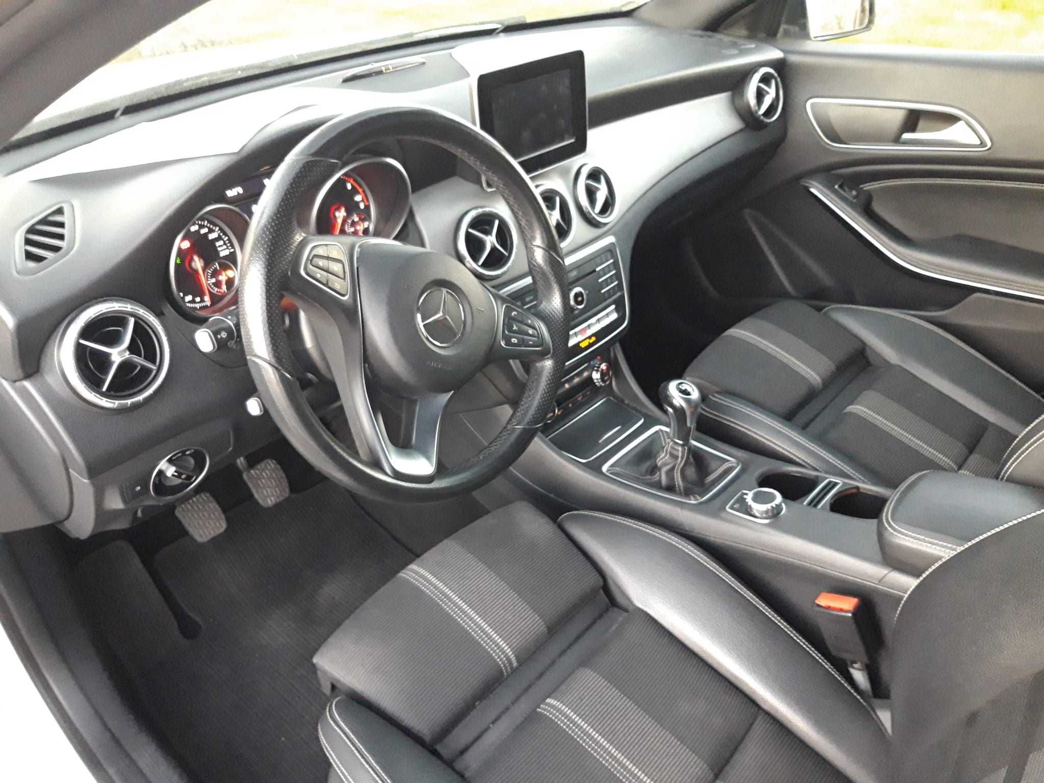 Mercedes-Benz CLA 200 d Shooting Brake
