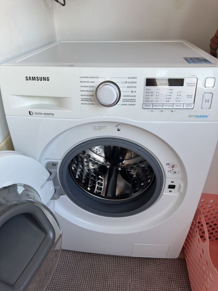 Vendo Maquina de Lavar Roupa Samsung