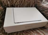 Laptop Apple Macbook Air  13" Procesor M3 / 512GB / gwarancja jak nowy
