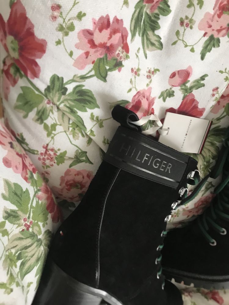 Botki Buty  39 Tommy HILFIGER NOWE Połowa Ceny