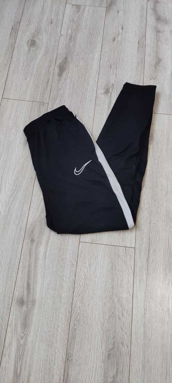 Штани Nike Dri fit