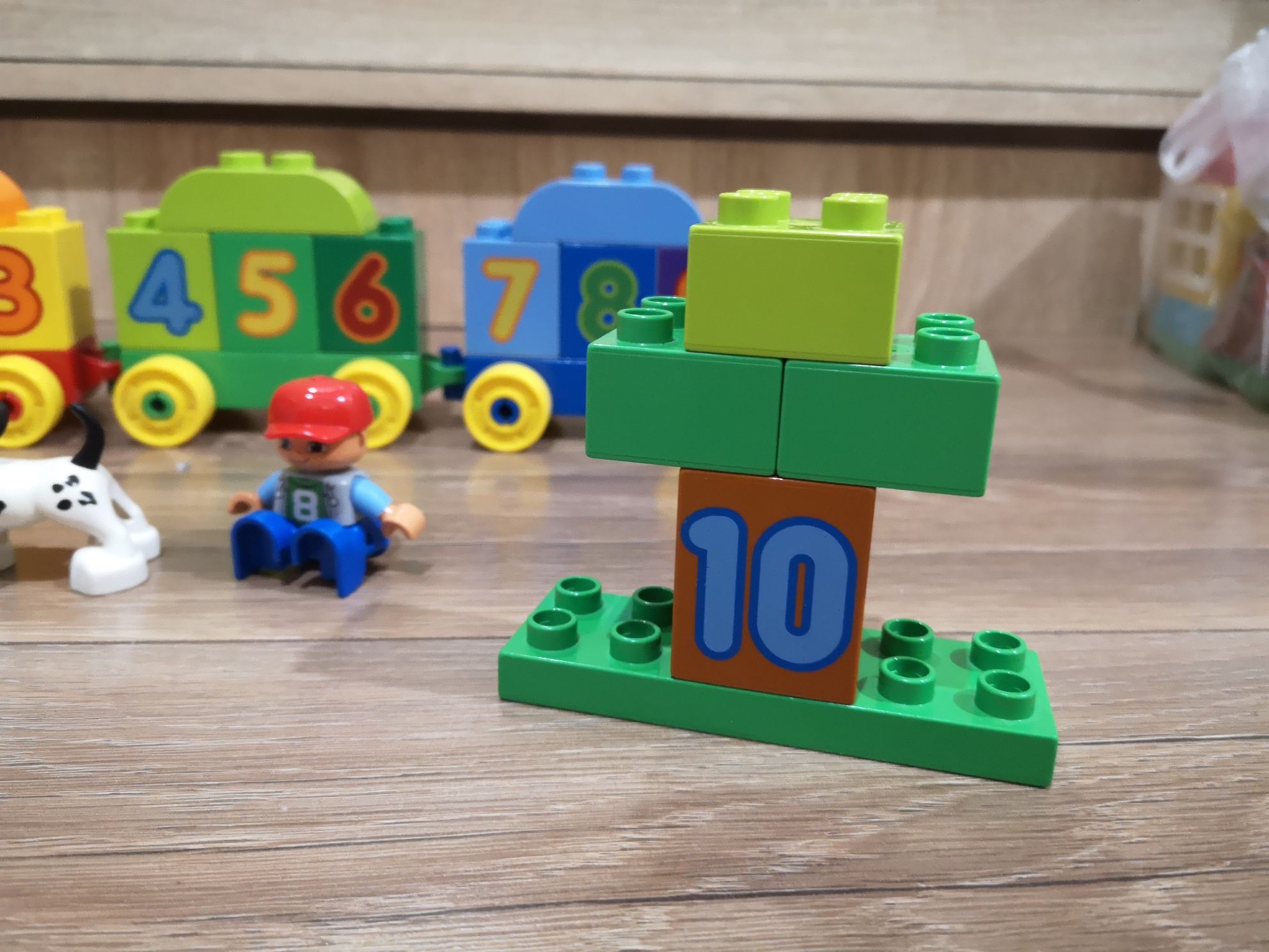 Lego duplo 10558 Pociąg z Cyferkami piesek figurka klocki