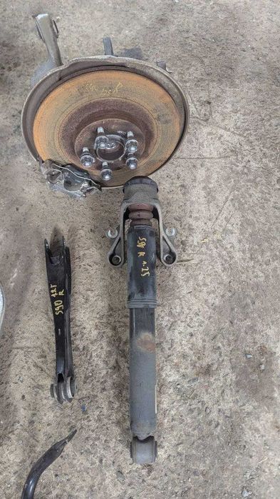 Ходова задня взборі підрамник ступиця Вольво Volvo S90 2017 - 2025