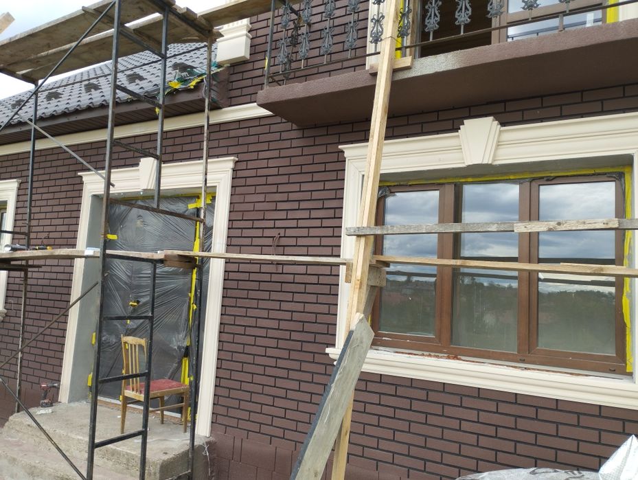 Фасадний декор# Карнизи для фасаду