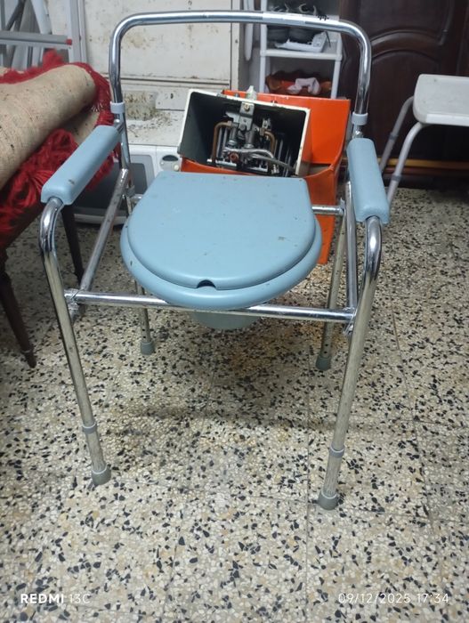 Cadeira sanitária