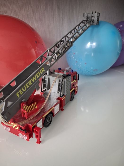 Продам велику і якісну ігрову пожежну машину Dickie Toys (MAN).