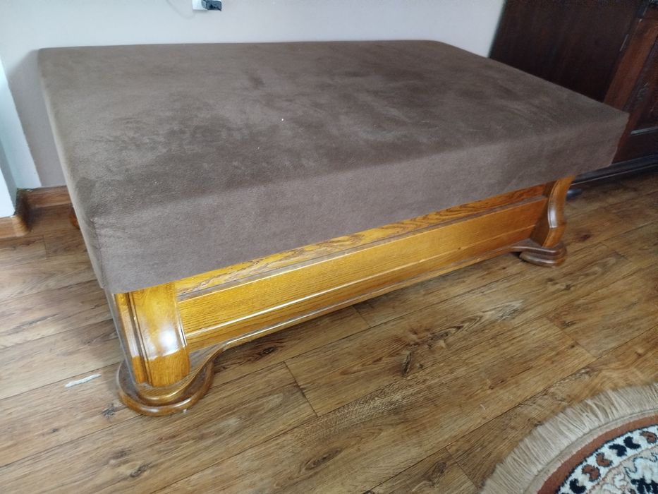 Pufa / siedzisko z pojemnikiem