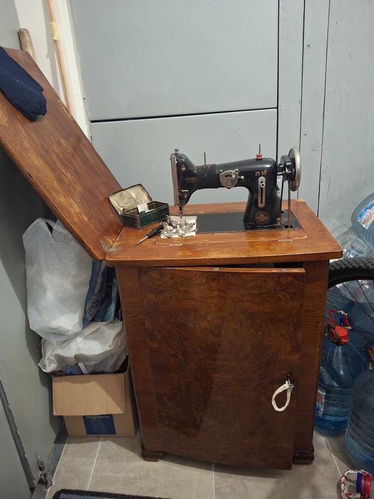 Швейная машинка Textima 25-30