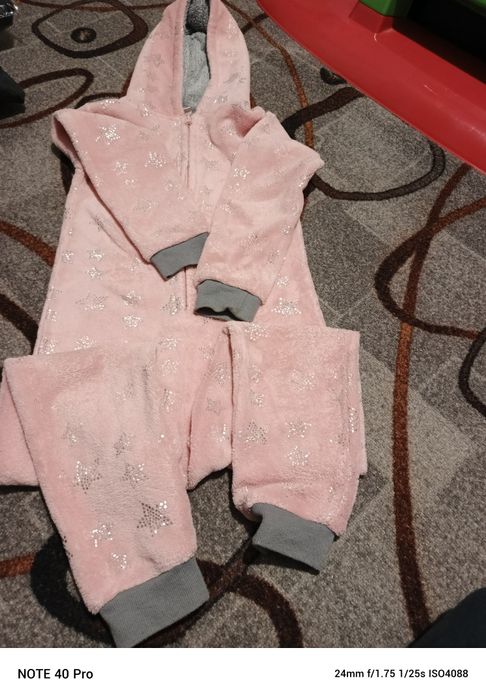 Пакет одягу для дівчинки 122-128см