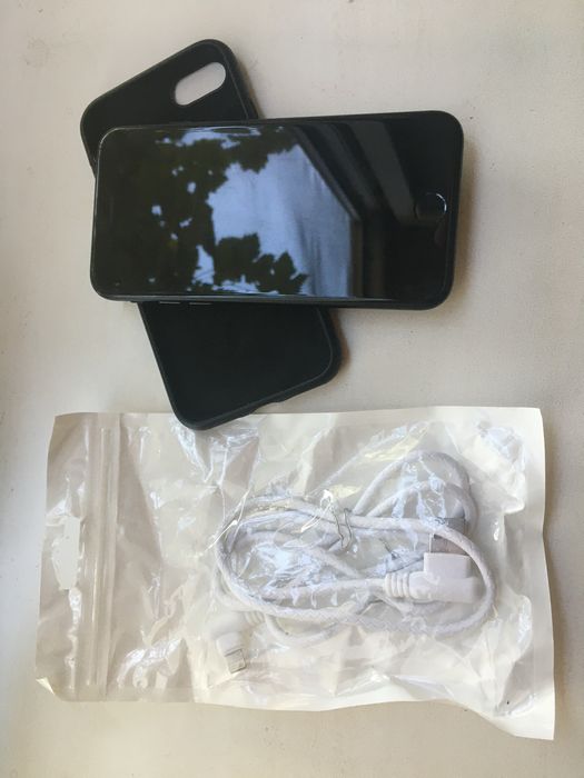 Iphone SE 2020 64 Gb