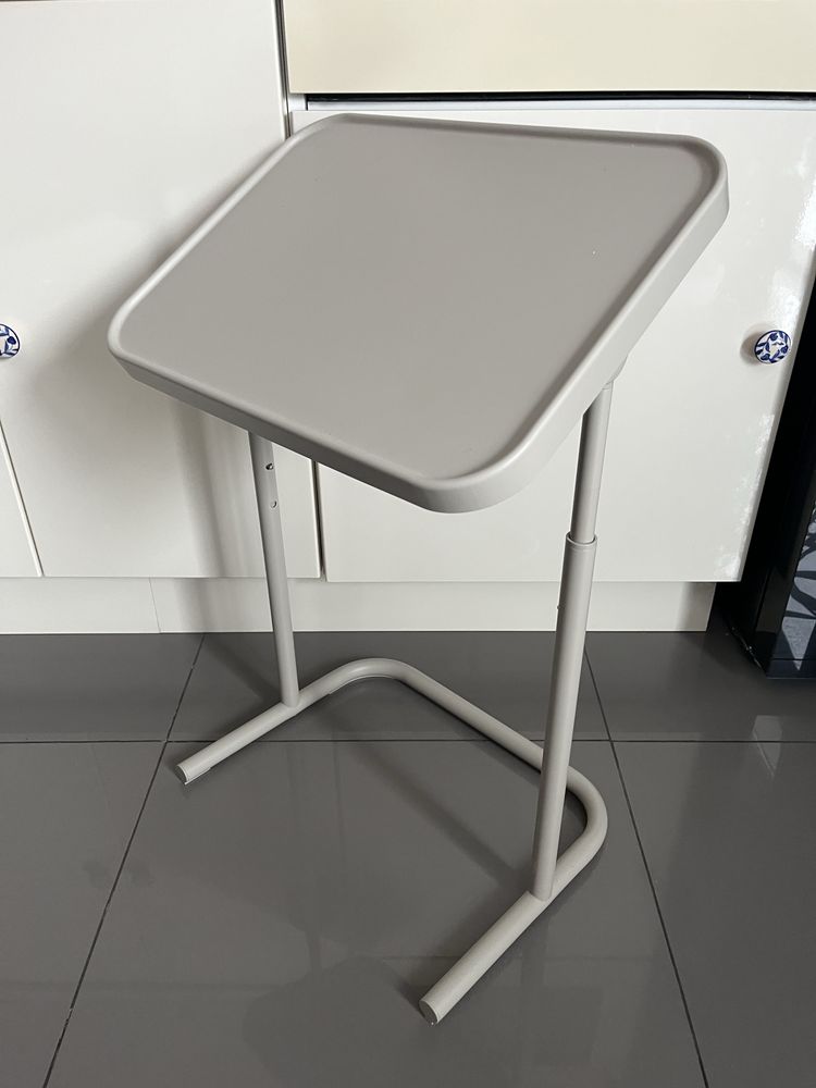 BJÖRKÅSEN  - Stolik pod laptopa, beżowy