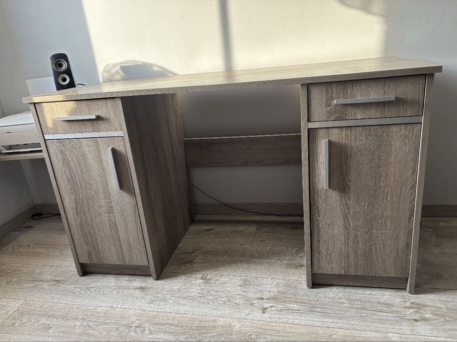 Biurko młodzieżowe