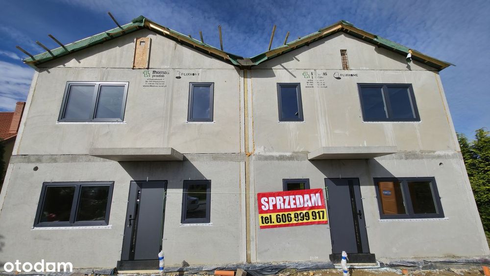 Nowy dom w zabudowie bliźniaczej - niemal w Szczecinie