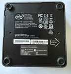 Sprzedam Intel NUC NUC7i7BNH – mocny mini-PC (i7, 16GB RAM)