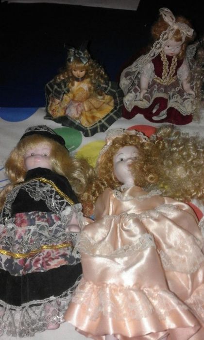 10 bonecas