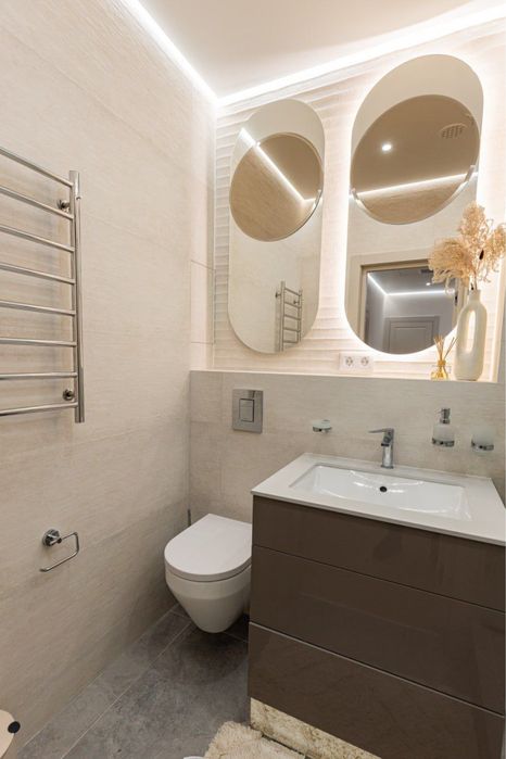 Красивая Фасадная 2х ком квартира в самом Центре Одессы! 18 Жемчужина!