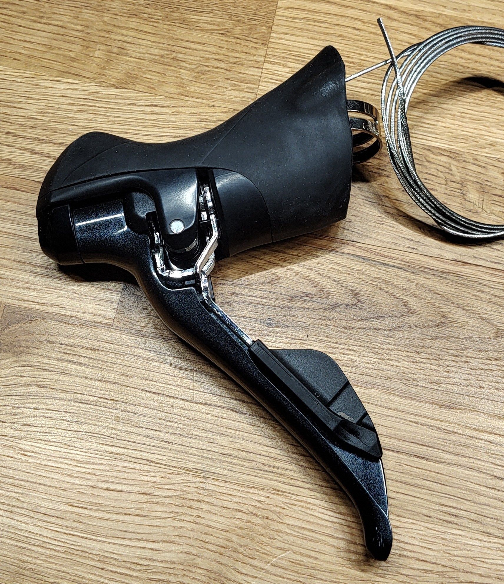 Klamkomanetka Shimano Sora prawa 9s