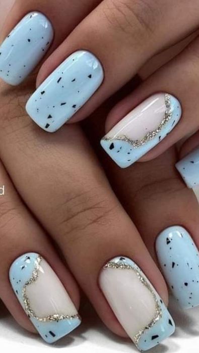 Майстер манікюра.