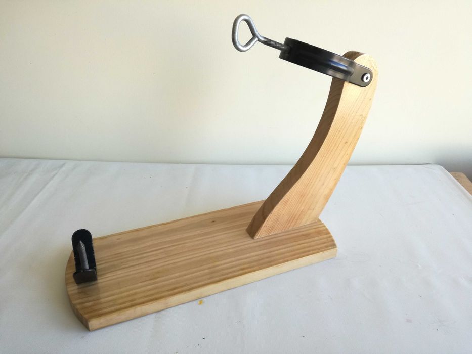 Suporte para Cortar Presunto