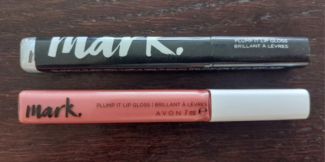 Avon Mark powiększający błyszczyk do ust