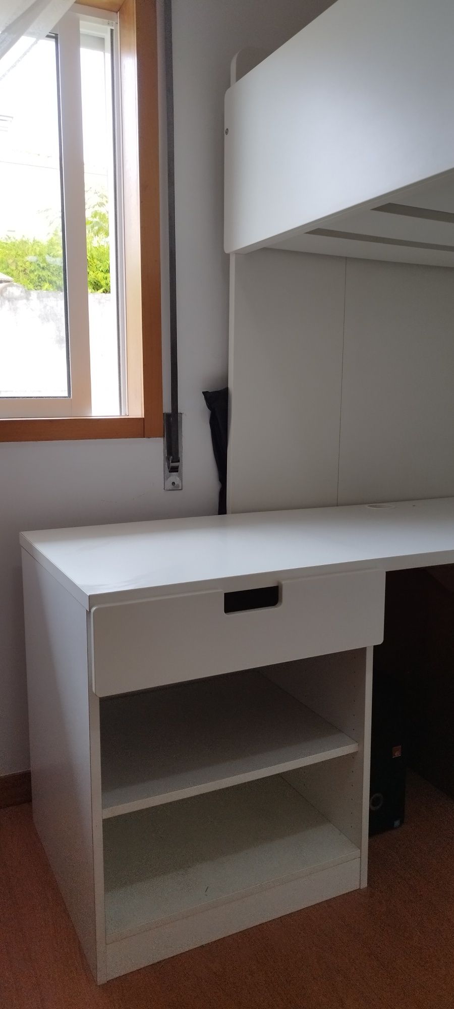 Cama alta IKEA  c/secretária
