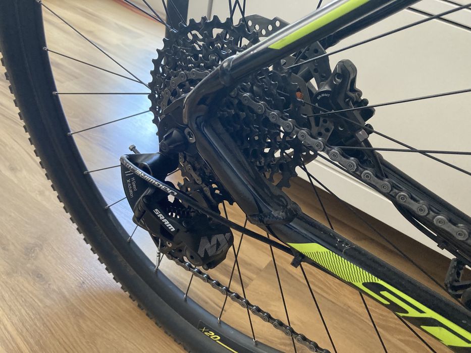 Scott scale 970 Rockshox sram rama L