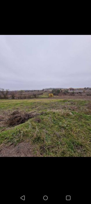 Будинок біля річки