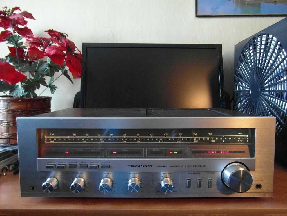 Amplituner Realistic STA-850 2x50W Solid State kolumnami Voicetec 250