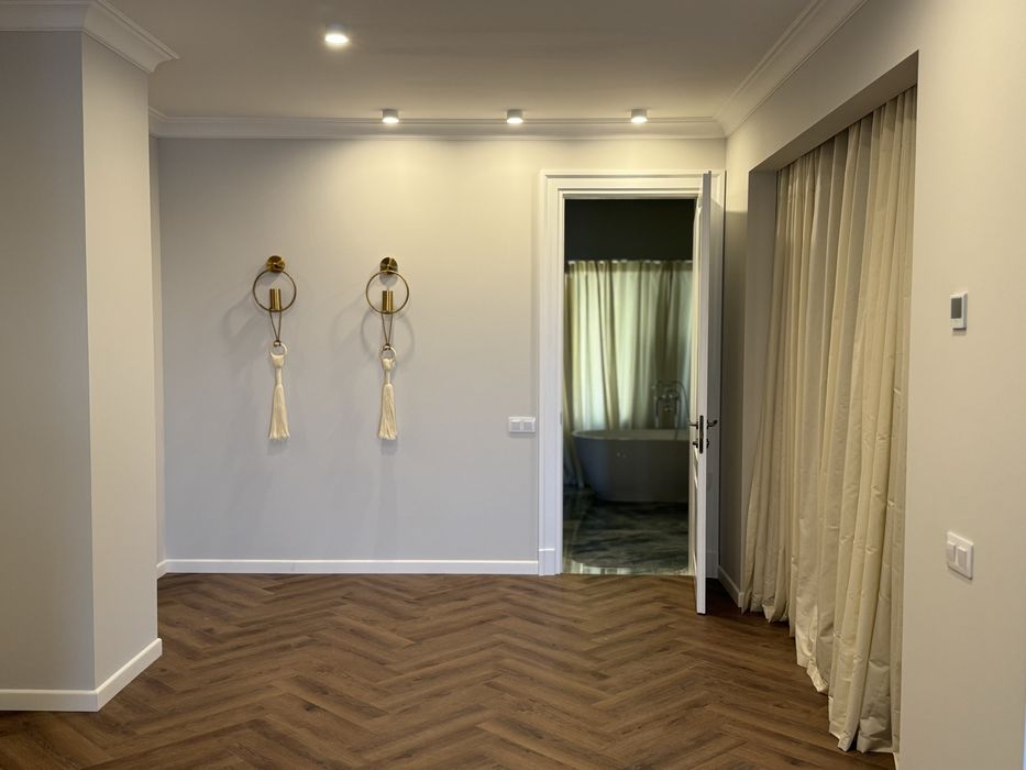 Перша сдача 4к біля метр,Контрактова площа, Подол, Нижній Вал,27/29