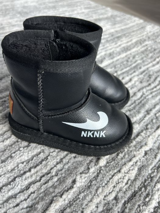 Чобітки уги для хлопчика 22 розмір