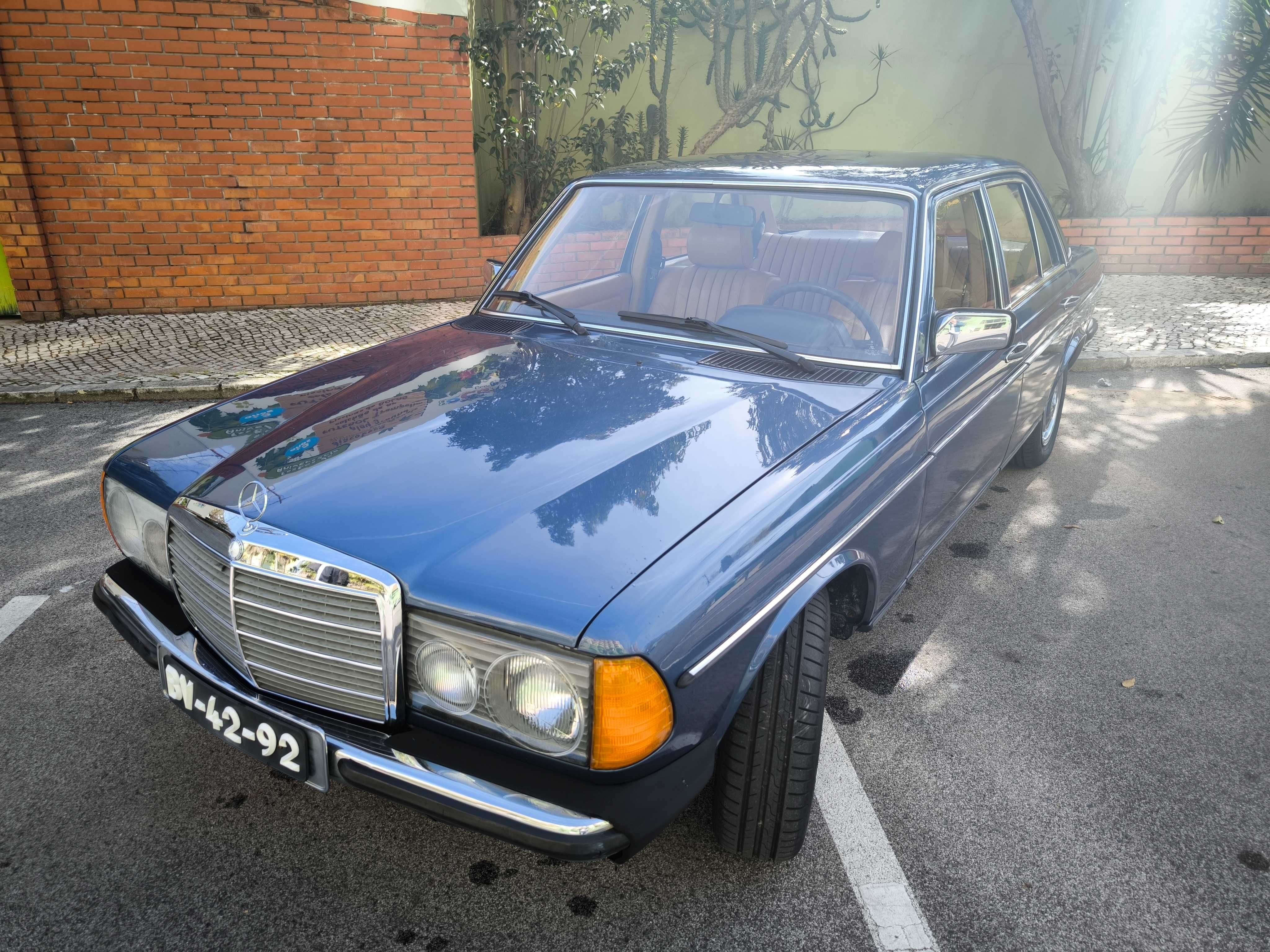 Mercedes 300D w123