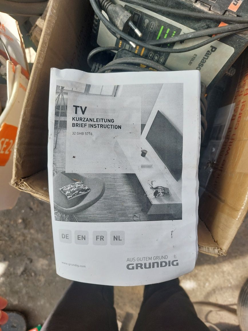 Telewizor Grundig 32 GHB 5716