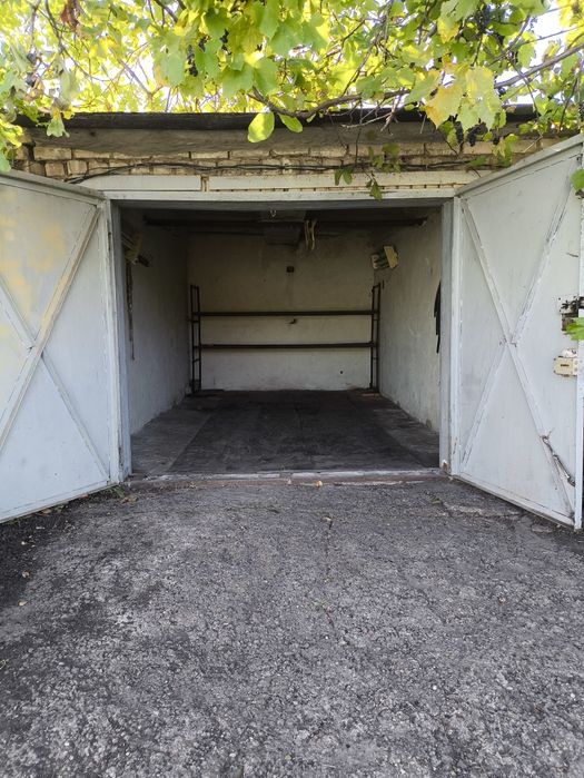 Продам гараж ГК Север р-н Рокувата.