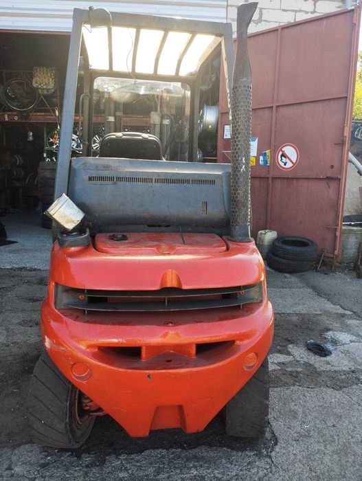 Навантажувач Linde 2,5 т.