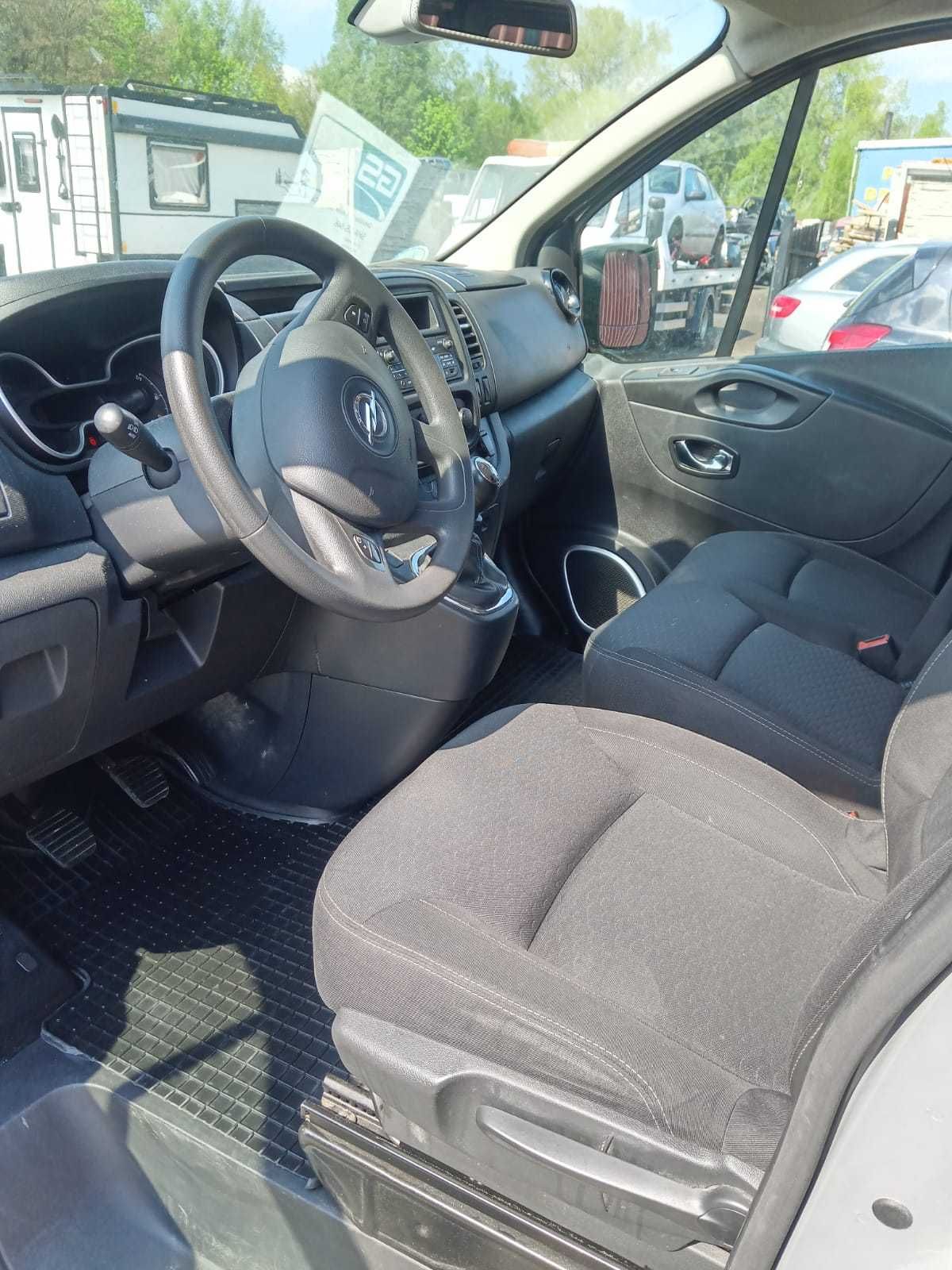 Opel Vivaro 1,6 2018 9osobowy