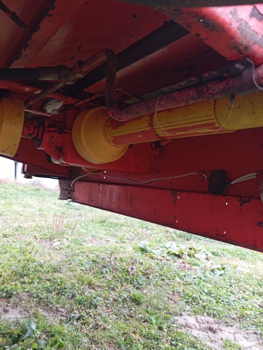 Rozrzutnik obornika Warfama N-228