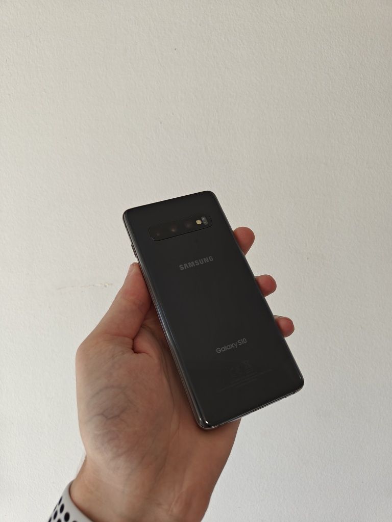 Samsung s10 Black 8/128gb Neverlock