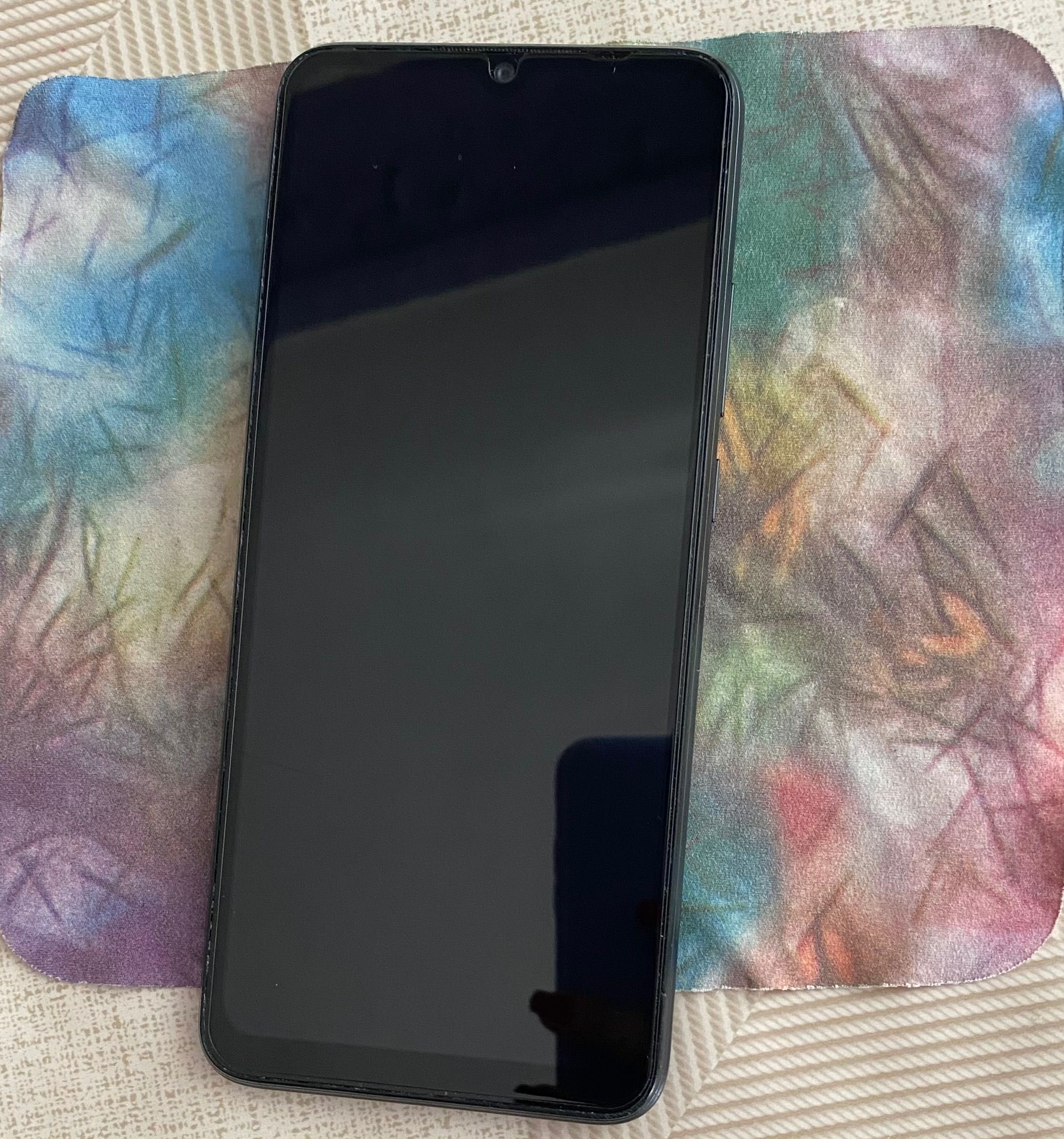 Redmi 10C Graphite Gray
4GB RAM 128GB