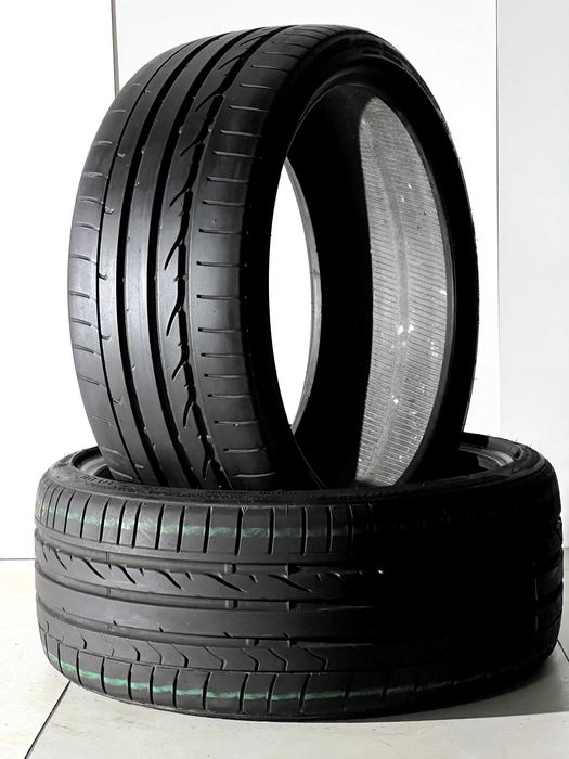 Pneus Bridgestone Potenza RE050A - 245/35/20 - Como NOVOS
