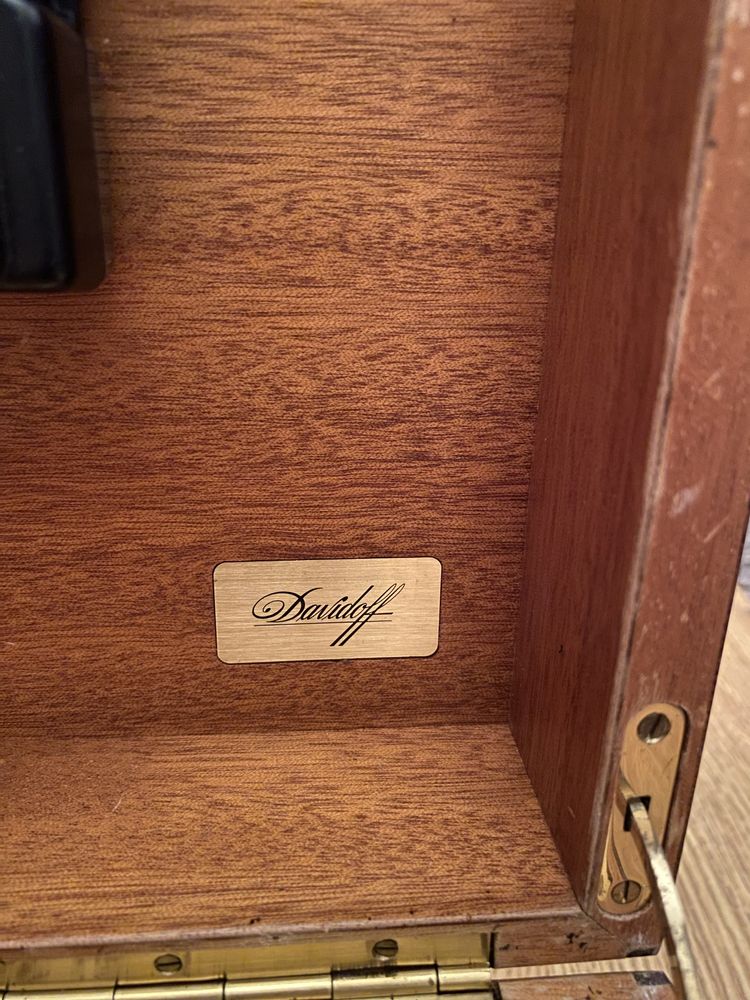 Humidor de charutos Davidoff