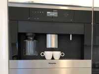 Ekspres Miele CVA 6405 do zabudowy z przyłączem wody
