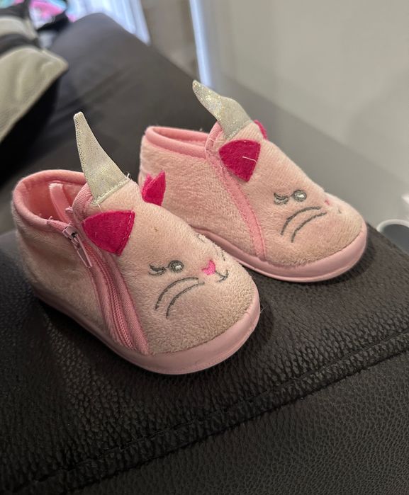 Pantufas Rosa Unicórnio Nº 18