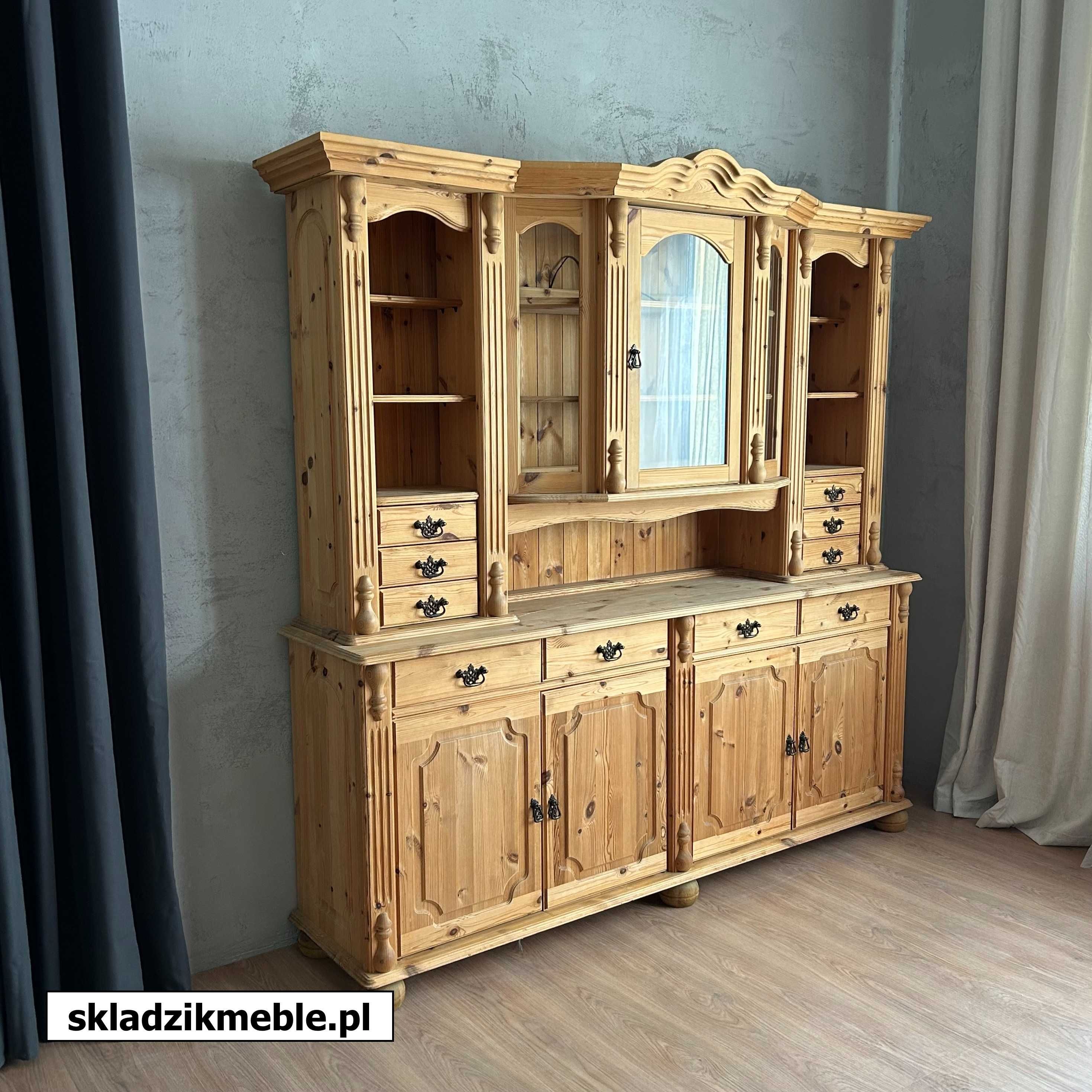140525 Kredens sosnowy szeroki z małymi szufladkami, surowy, zdobiony