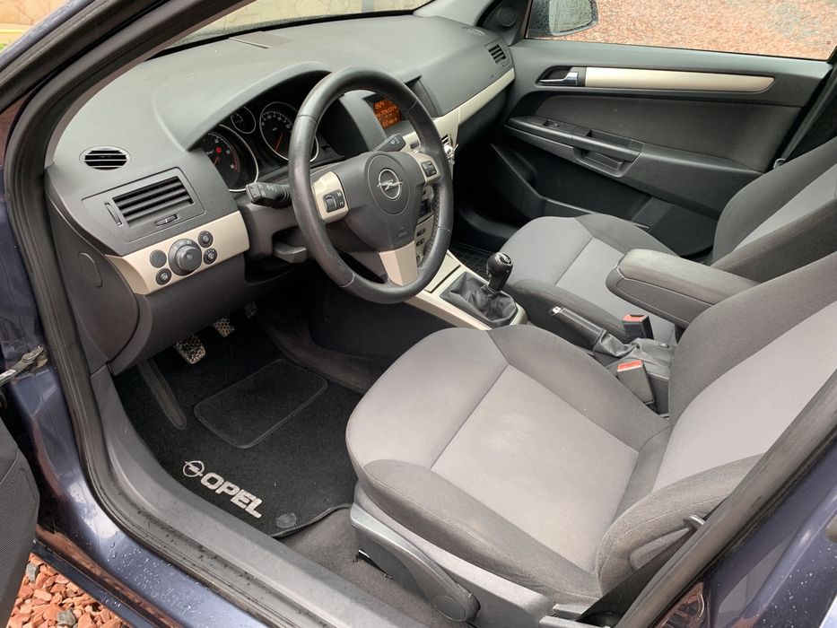 Опель астра h